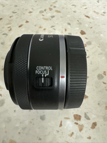 Canon RF 50 mm F1.8 STM Lens/without box - Picture 3 of 9