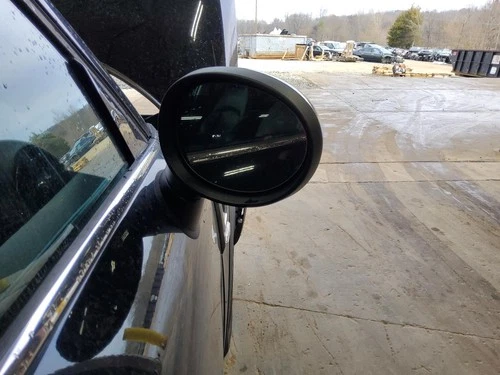 Used Right Door Mirror fits: 2017 Mini Countryman w/automatic dimming painted co