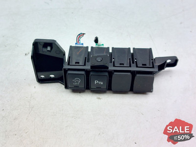 NISSAN X-TRAIL T32 PARKING AND AUTO OFF SWITCH BRACKET PANEL 2016