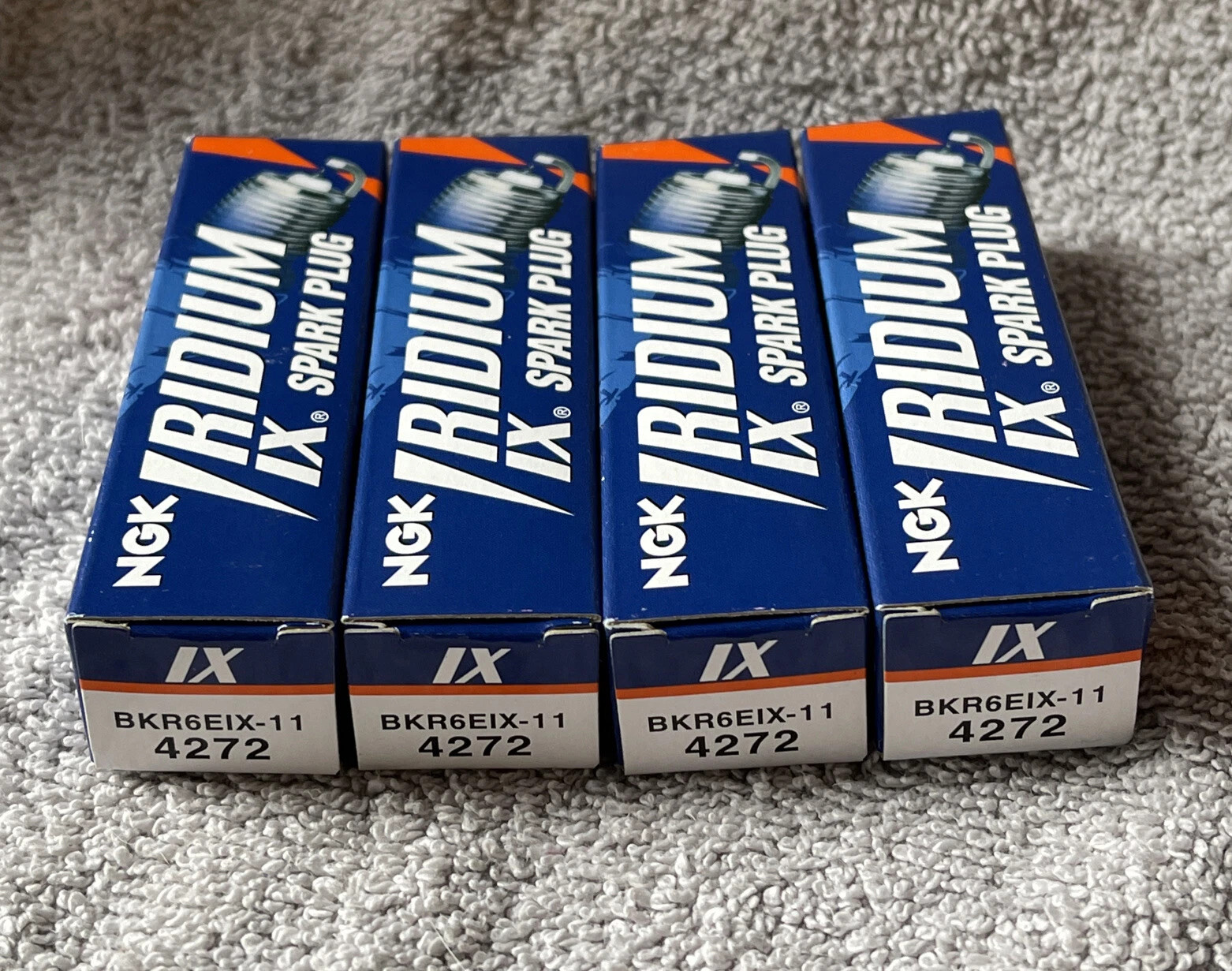 4Pc genuine Spark Plug-Iridium IX NGK BKR6EIX-11 4272 Fits for Toyota For Nissan