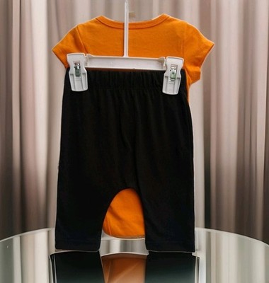 NWT 10 Threads 2 PC Set Halloween Unisex Infant Orange Black Pumpkin sz 3-6Mos