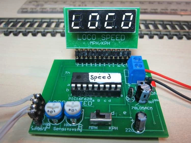 LOCO SPEED  for N-gauge and HO-gauge $55usd - Image 4 of 4