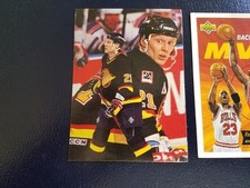 Jyrki Lumme Canucks 1994-95 Flair Hockey NHL OVERSIZE BLANK BACK WOW