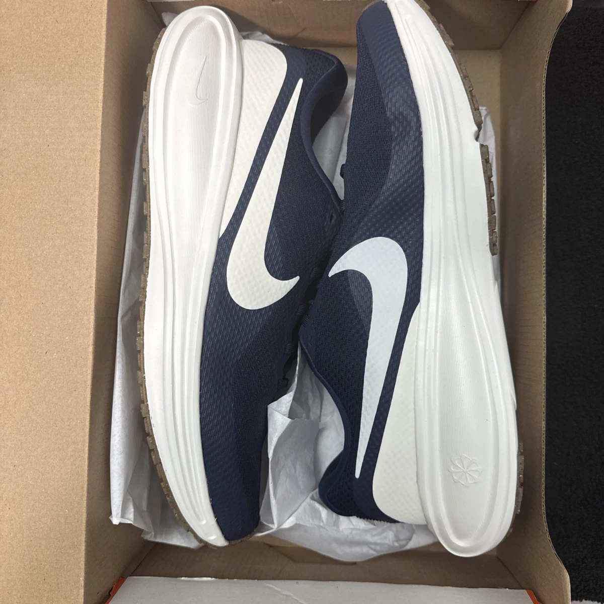 Nike REVOLUTION 8 Men\'s Midnight Navy HJ9198-402 size 11.5M Nike Revolution 7 Midnight Navy Mens 7 (40) | Mercari main image 4