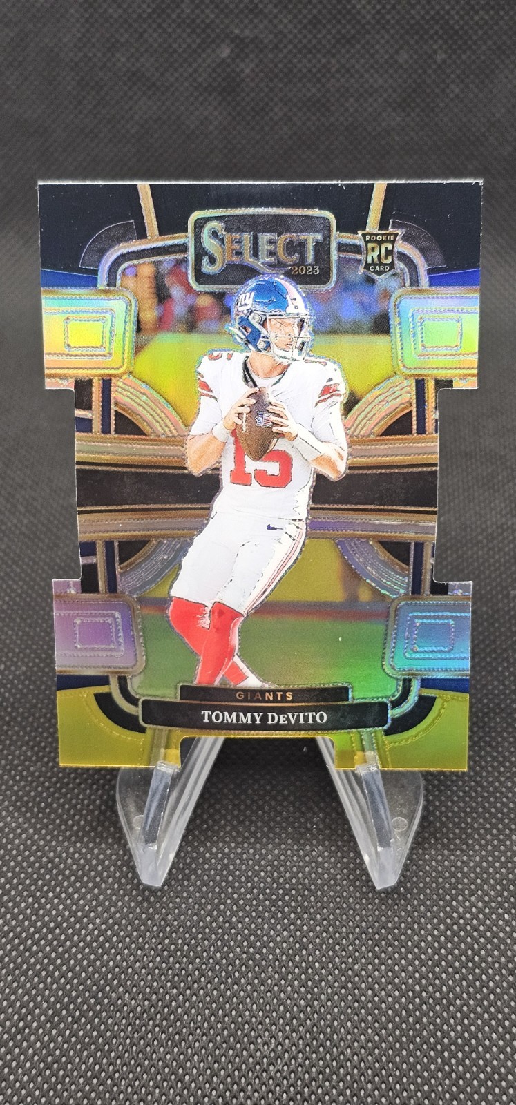 2023 Panini Select #73 Tommy DeVito Black and Gold Prizms Die Cuts