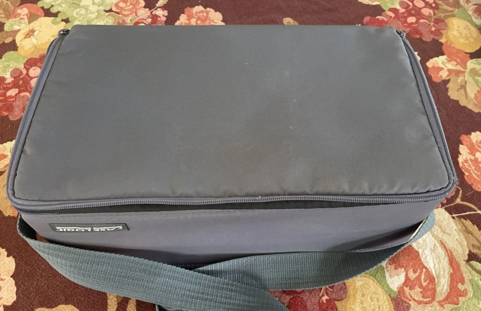 VTG Case Logic 60 Cassette Carrying Case Shoulder Strap Travel Double Sided USA - Image 3 of 4