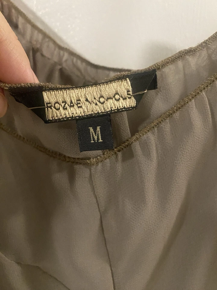 Preciosa Camiseta sin Mangas ROZAE NICHOLS Lentejuelas Año Nuevo Talla Mediana Gris Rojo Navidad Foto 3 de 4