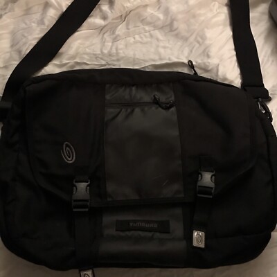 Timbuk2 Hybrid Messenger Bag Backpack Black Solid Nylon Travel