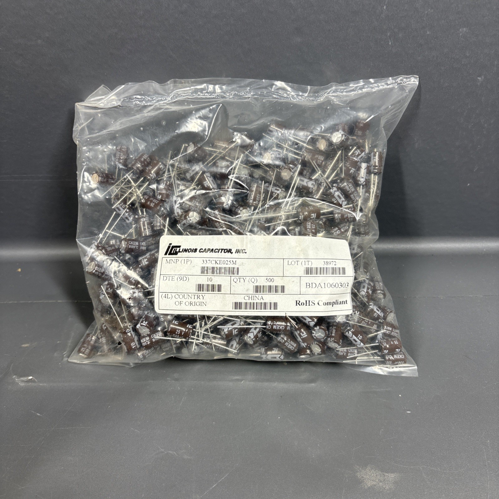 337CKE025M ILLINOIS CAPACITOR CAP RD ALUM 330uF 25V 20% RADIAL 500 PIECES