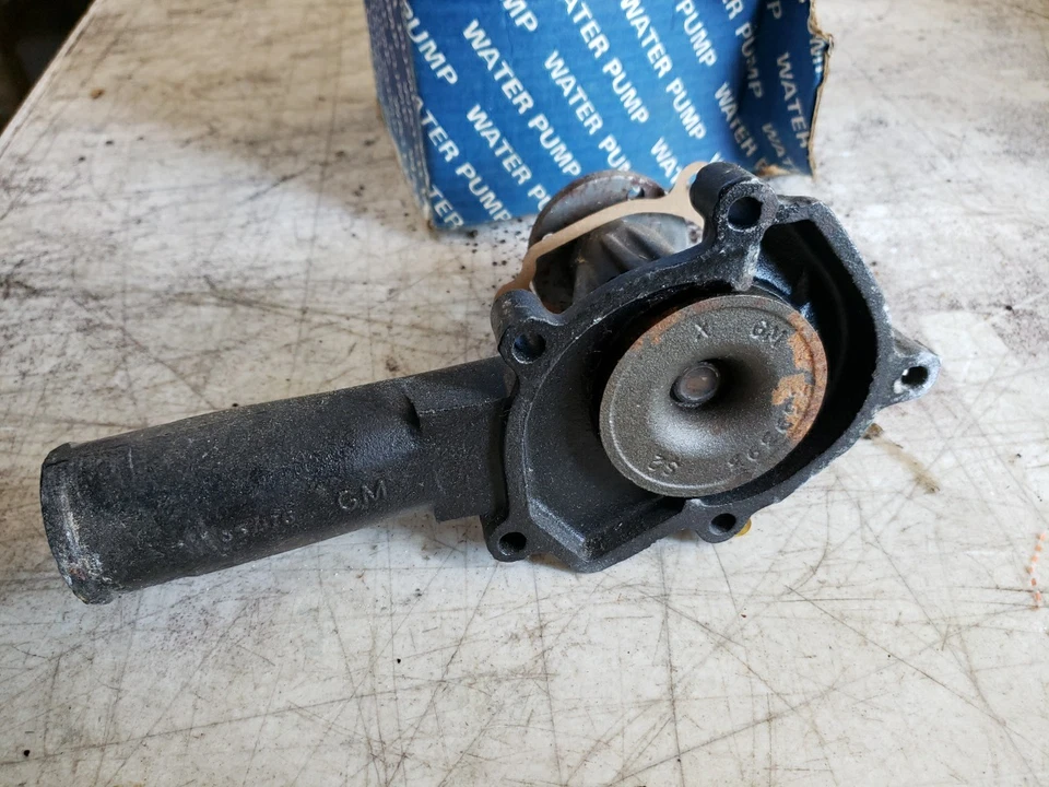 Bomba de agua remanufacturada Autoline 413 para Chevy Chevette 1976-80 1,6 L 4 cilindros Foto 4 de 4