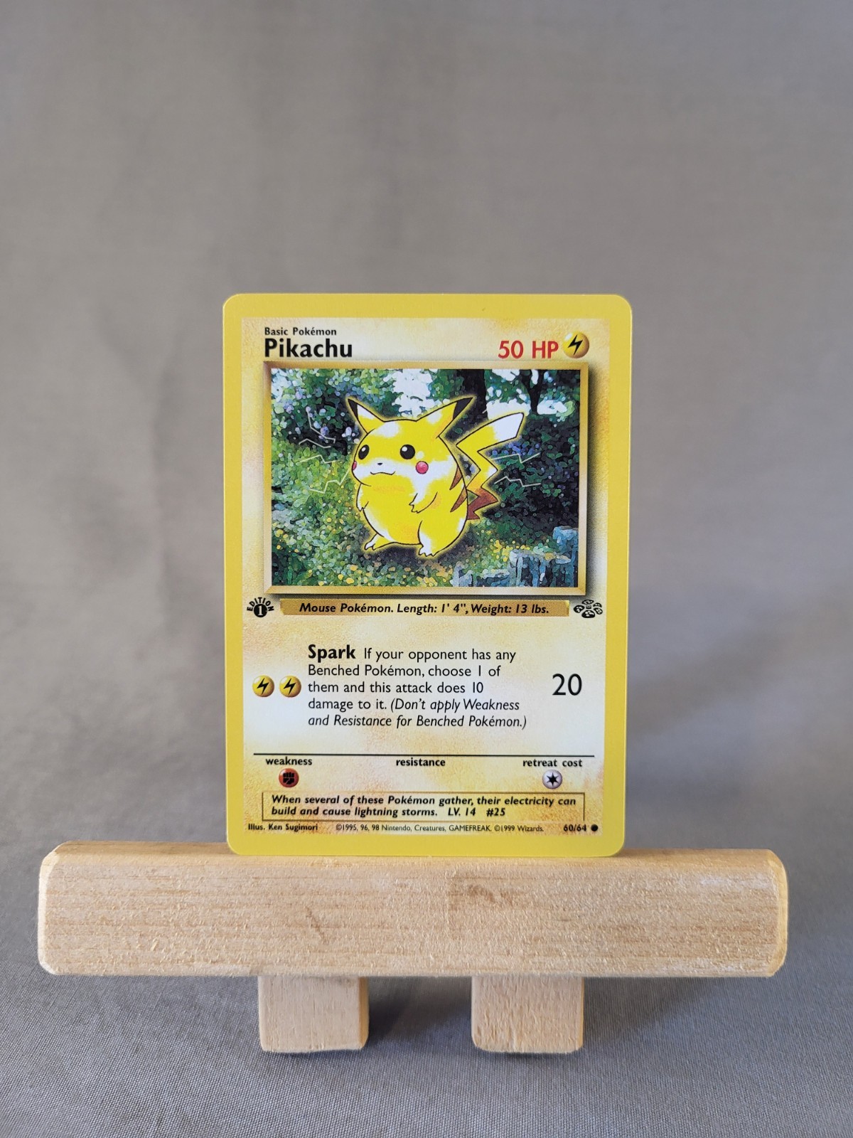 Pikachu - 60/64 - Jungle - 1st Edition - Common - NM