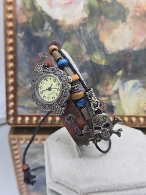 Vitage-style Multi-layer Leather Wrap Bracelet Watch W/Skull & Wood Beads (JW)