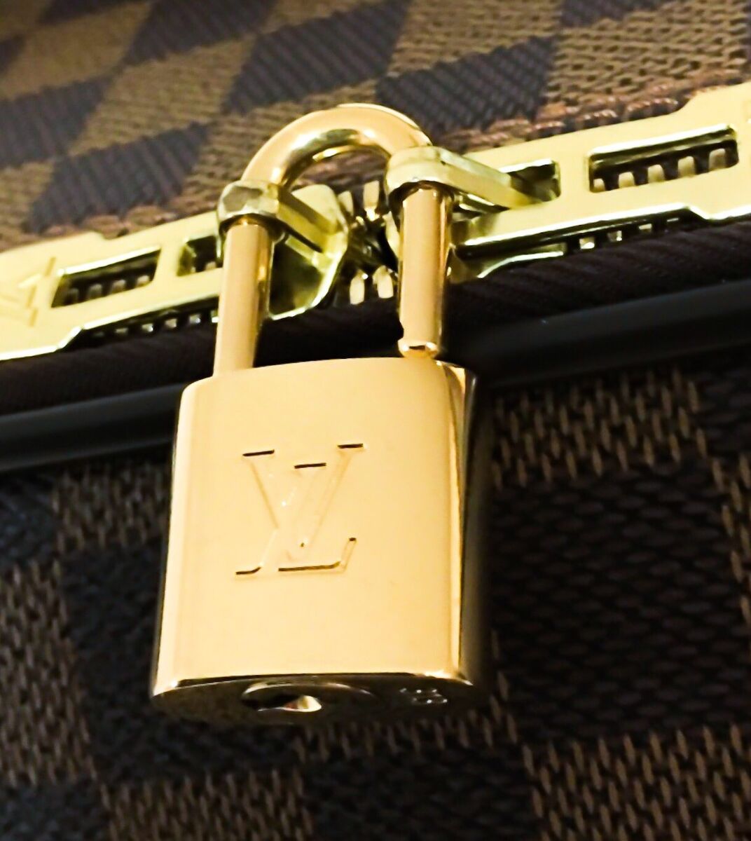Louis Vuitton Lock w/ Key # 300 Series Brass Goldtone Louis Vuitton Lock w/ Key # 300 Series Brass Goldtone