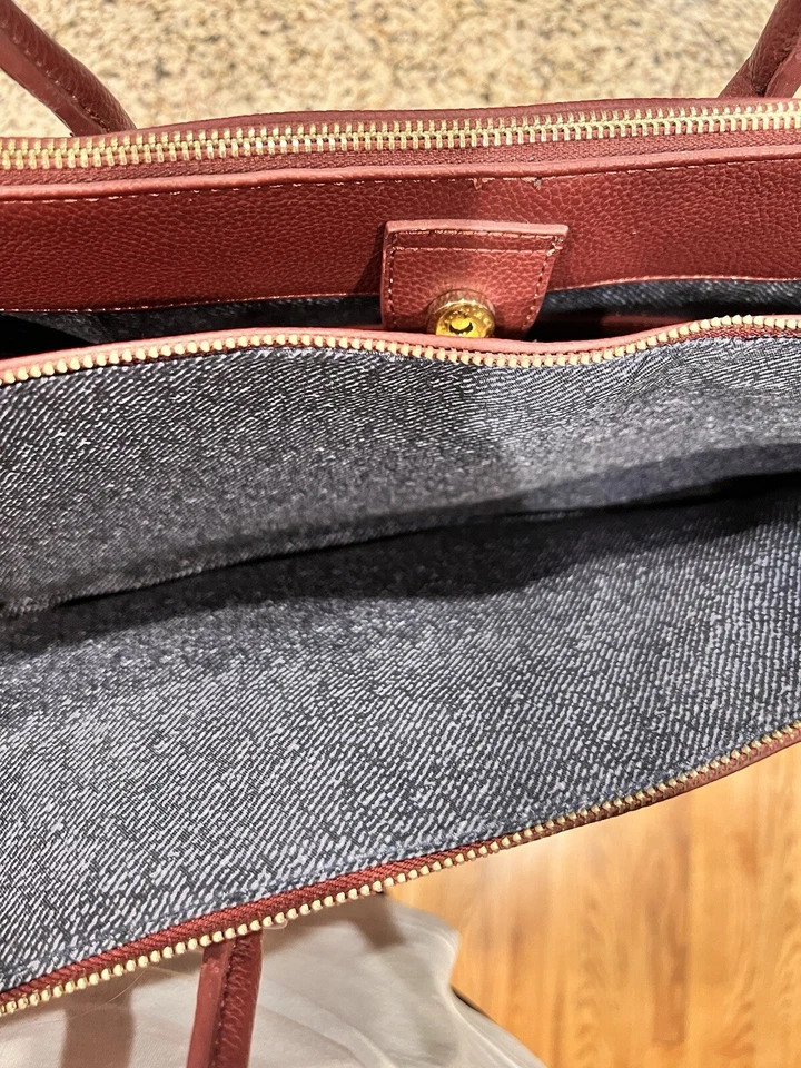 Nuevo bolso de mano Urban Expression  Foto 3 de 4