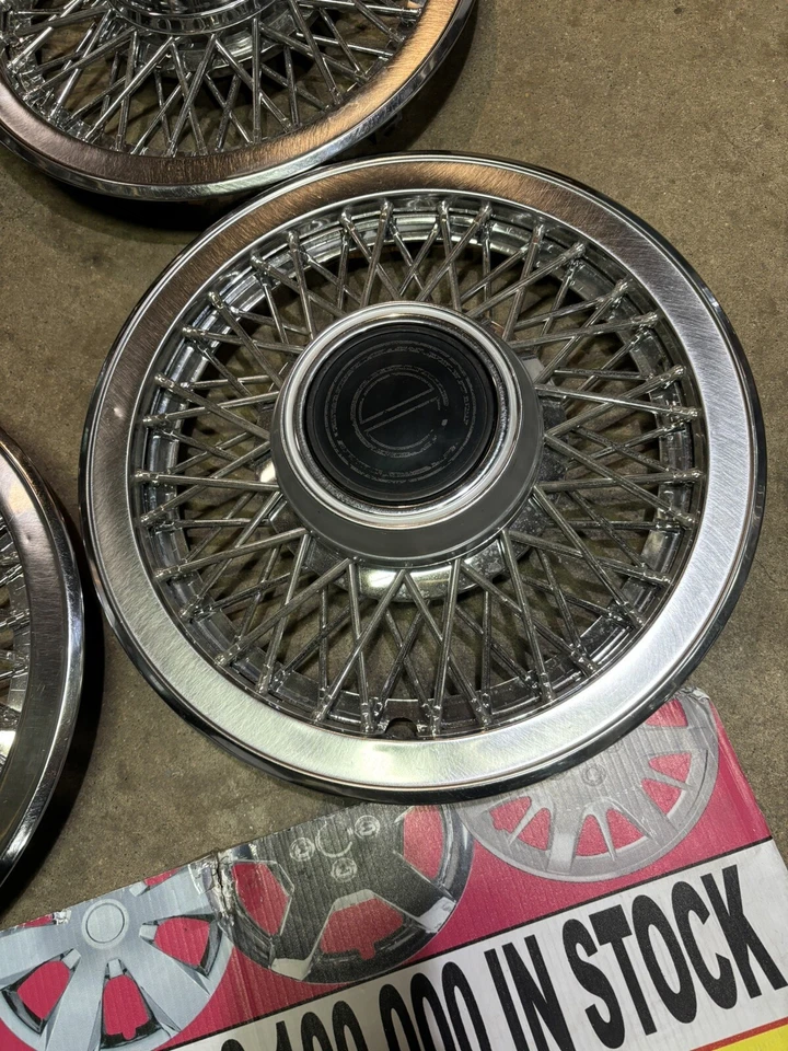 1983-91 Ford Mustang Used Spoke Hubcaps Set Of 4-14”Mustang Rare Plastic/ Metal - Image 3 of 4