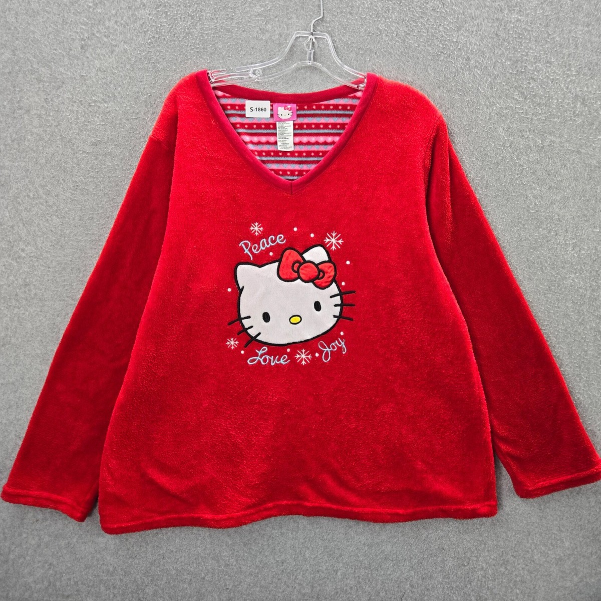 Hello Kitty Women Sleepwear 2X Red Fleece Sweater V Neck