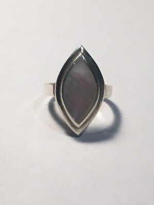 Bague en argent rhodié solitaire et oxydes blancs sertis 4 griffes