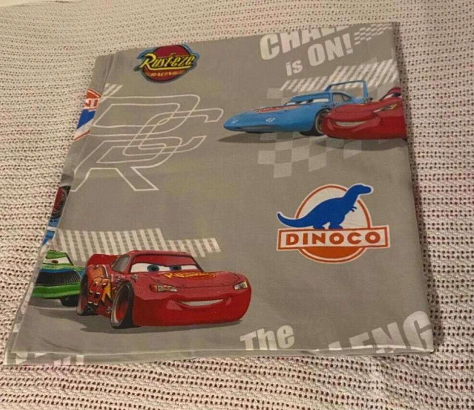 Disney Pixar RUST.EZE El Mundo de los Coches" Coches de Carreras Sábana Completa, ¡Muy Raro! Foto 4 de 4