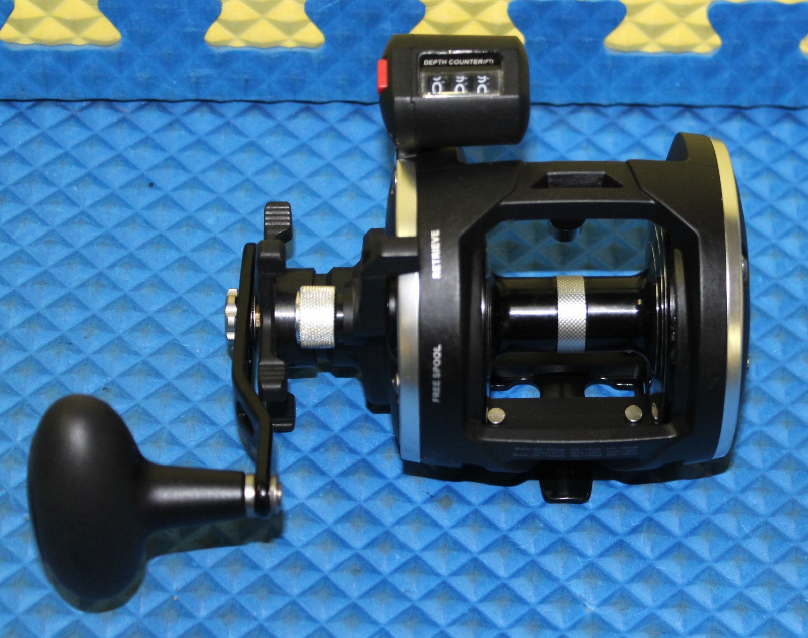 Penn Rival Conventional Level Wind Line Counter Reel LEFT HANDED 30LWLCLH