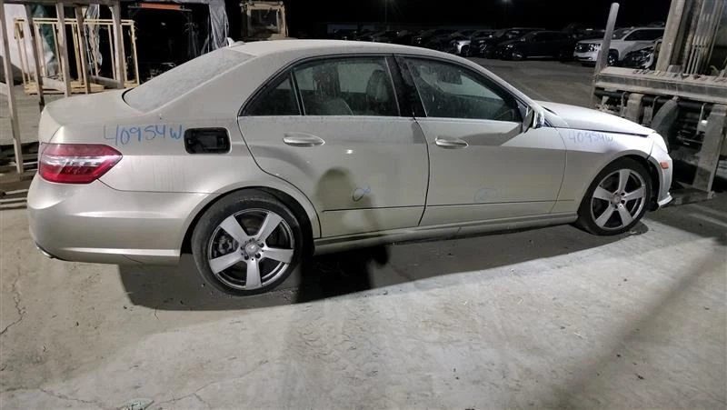 HUSILLO TRASERO IZQUIERDO NUDILLO 2123500141 2010-2016 MERCEDES-BENZ E350 Foto 4 de 4