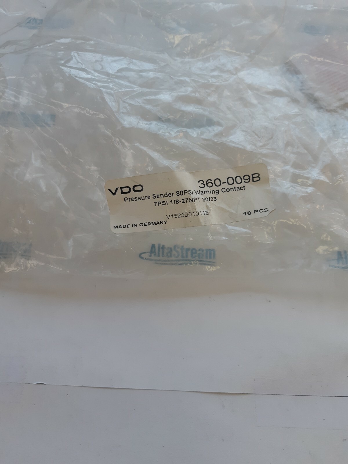 VDO 360009B Oil Pressure Sender, 05 Bar, 1/8 NPT Warning Contact 7PSI