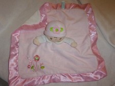 15" Douglas PLUSH LOVEY Couverture Sécurité Rose Satin Fleurs Poupée Bébé Chapeau
