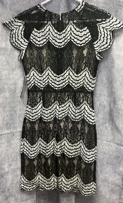 akira chicago black label dress Akira Chicago Black Label Red Lace Bodycon Dress with Nude Lining Size Medium