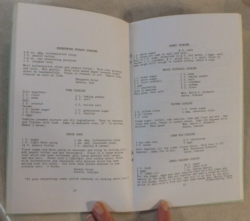 LEAH'S COUNTRY KITCHEN GUTE ESSEN AMISH COOKBOOK BY LEAH I SCHWARTZ - Picture 5 of 5