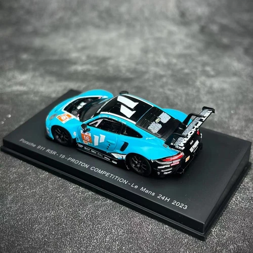 Spark 1/64 Porsche 911 RSR-19 Proton Competition #16 2023 Le Mans Car Model - Picture 4 of 8