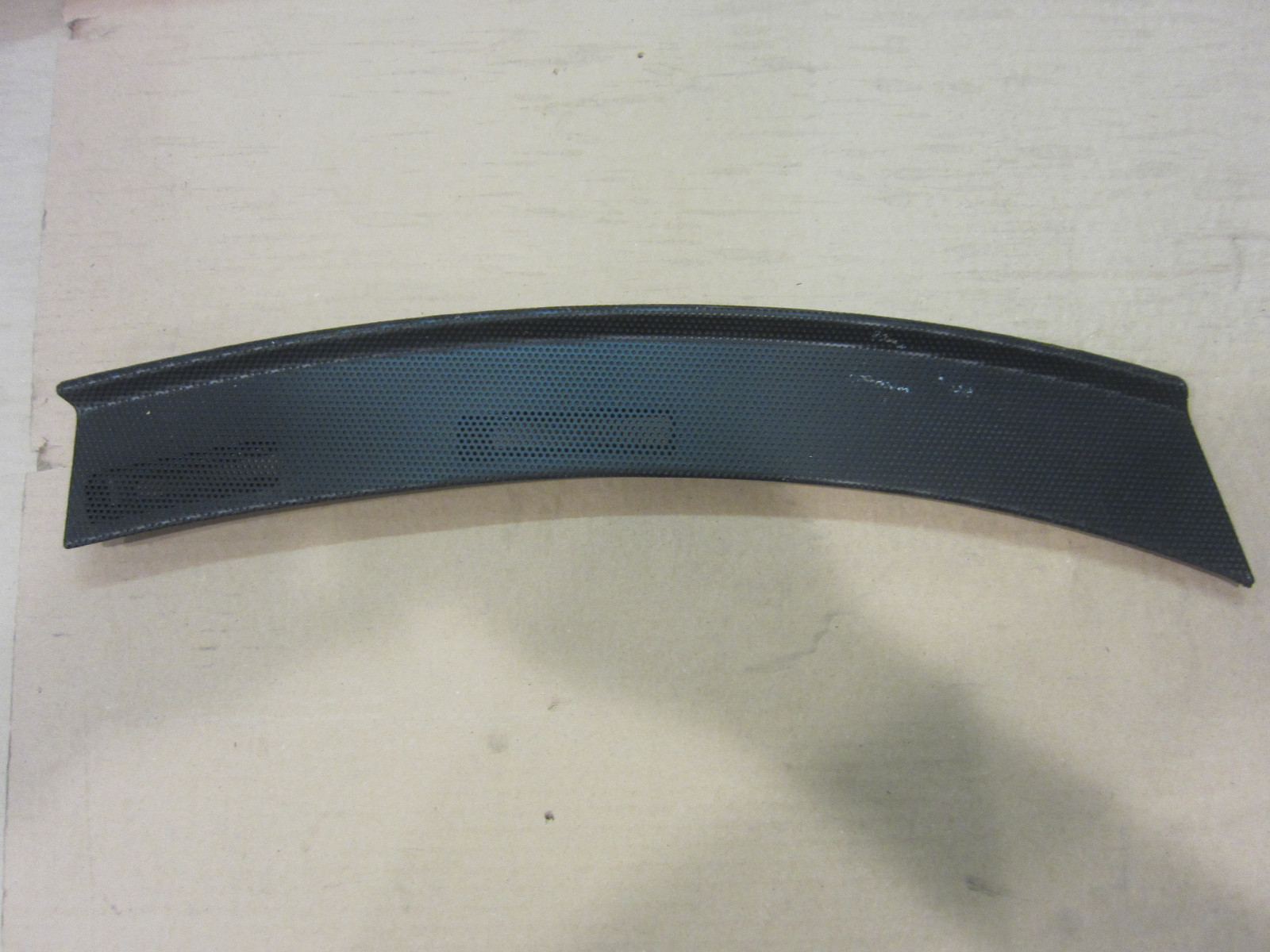 Ferrari California - RH Dashboard Defroster Grille - P/N 80801800