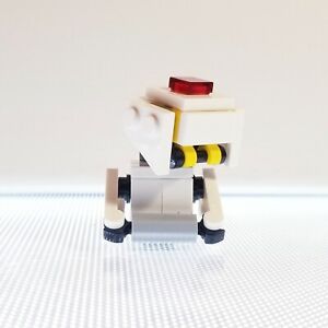 Lego Moc Cleaning Robot Mo From Wall E Animation Built From Lego New Pieces Ebay