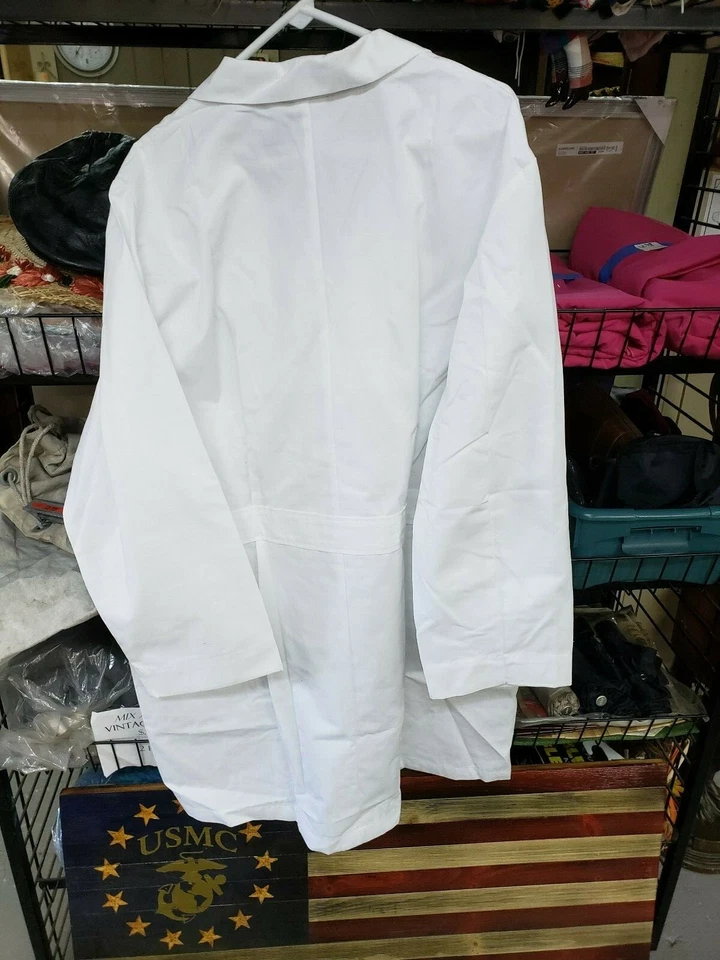 META 女士实验室外套风格 1963 -011 - 40 百褶背面 37 英寸 (FC14-3) — 第 3/3 张图片