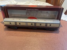 Hornby - R4004  OO Gauge BR MK1 Brake Coach Maroon Boxed