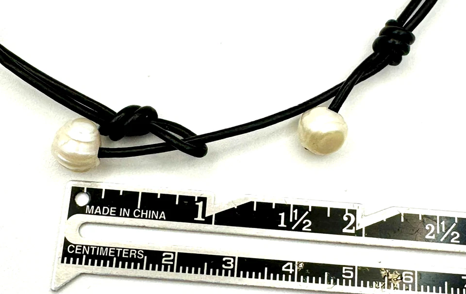 Baroque Pearl and Leather Cord Necklace Irregular FREE SHIPPING Women's Fashion - Image 4 of 4