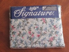 Signature 3-Piece Twin Sheet Set Floral Polyester/Cotton No Iron Deep Pocket New