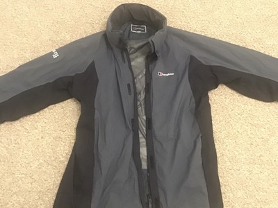 berghaus gore tex xcr jacket