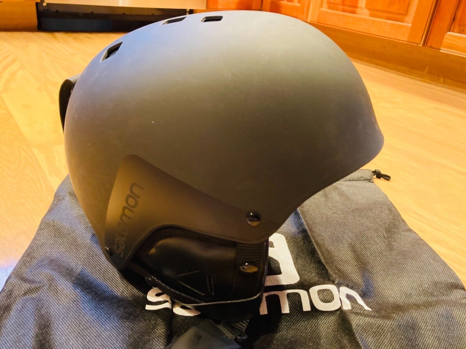 Salomon Brigade Black ski snowboard helmet size SMALL (53-56cm) | eBay