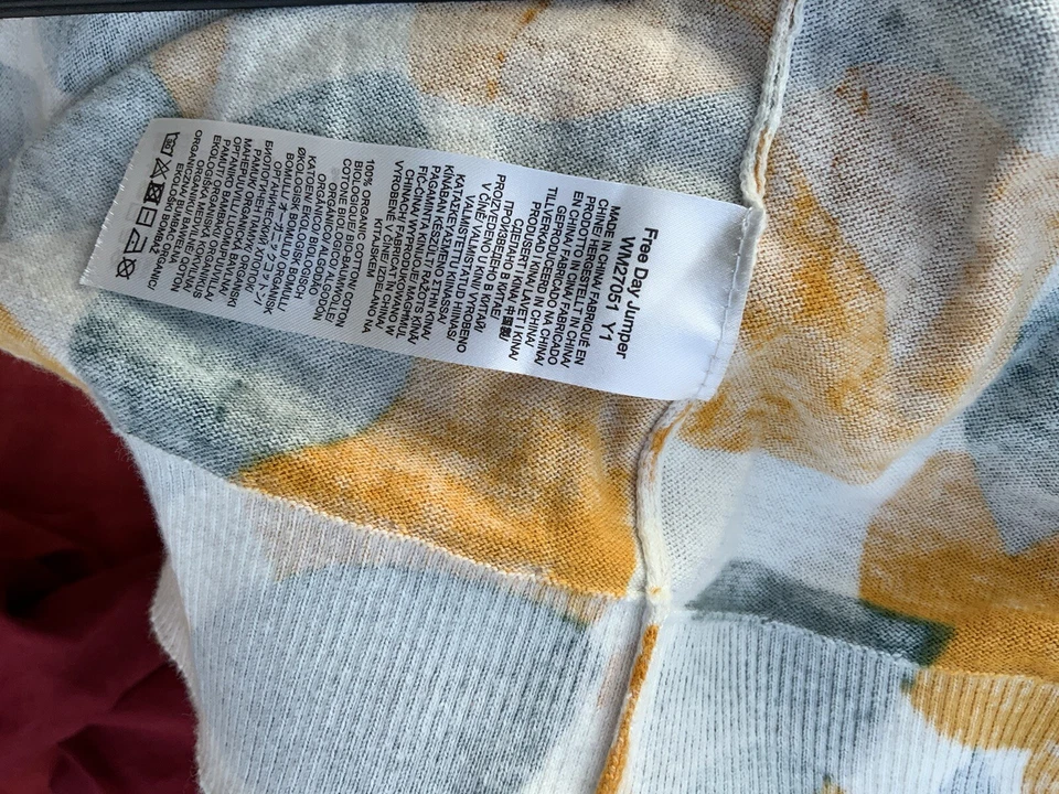 Seasalt Free Day Jumper TOP YELLOW Lemons Sunglow Organic Cotton KITSCH 14 16. - Image 4 of 4