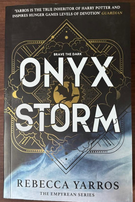 Onyx Storm Paperback By (Rebecca Yarros) free shipping