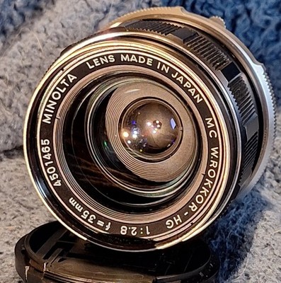 Minolta MC / W.Rokkor-HG 35mm f/2.8 Wide Angle Lens / Japan / Caps