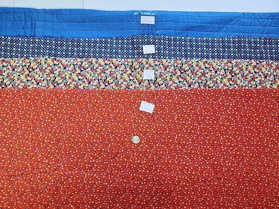 Vtg 4x Lot Calico Cotton Quilted Backing 3x Petite Floral & 1x Solid Fabric Pcs - Image 3 of 4