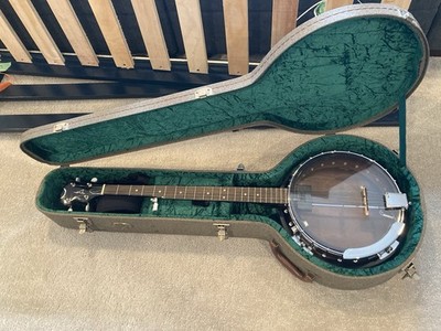 Dean Electric Acoustic 21 Fret Banjo Hard Case 5 String