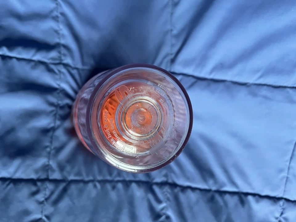 Vaso TERVIS 24 OZ aislado con tapa naranja bordada “ABUELA” Foto 4 de 4