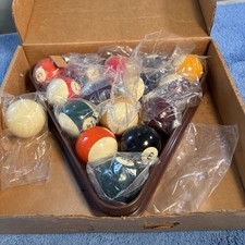 billiard ball set