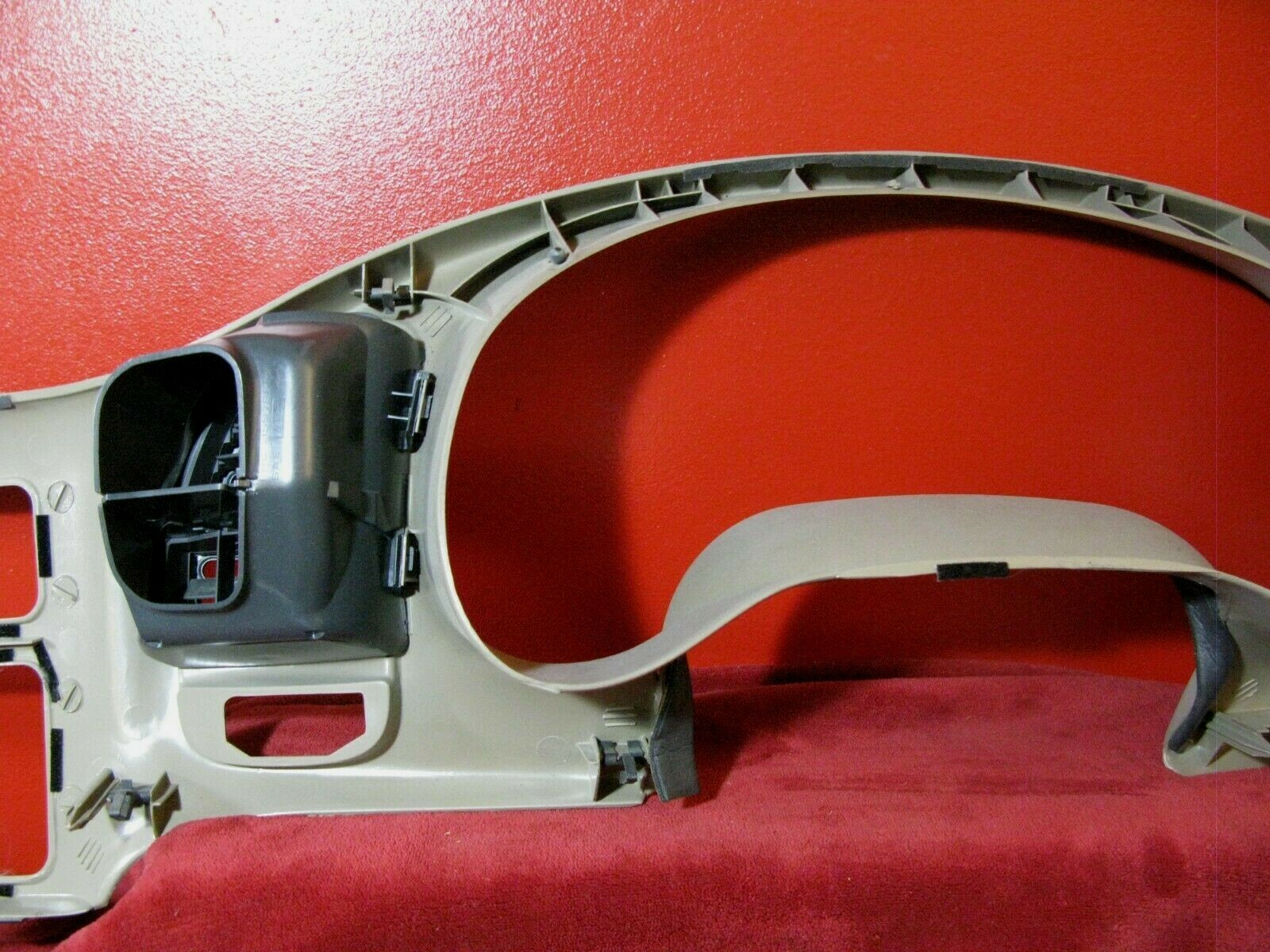 199605 CHEVY ASTRO GMC SAFARI VAN DASH BEZEL INSTRUMENT PANEL ORIGINAL