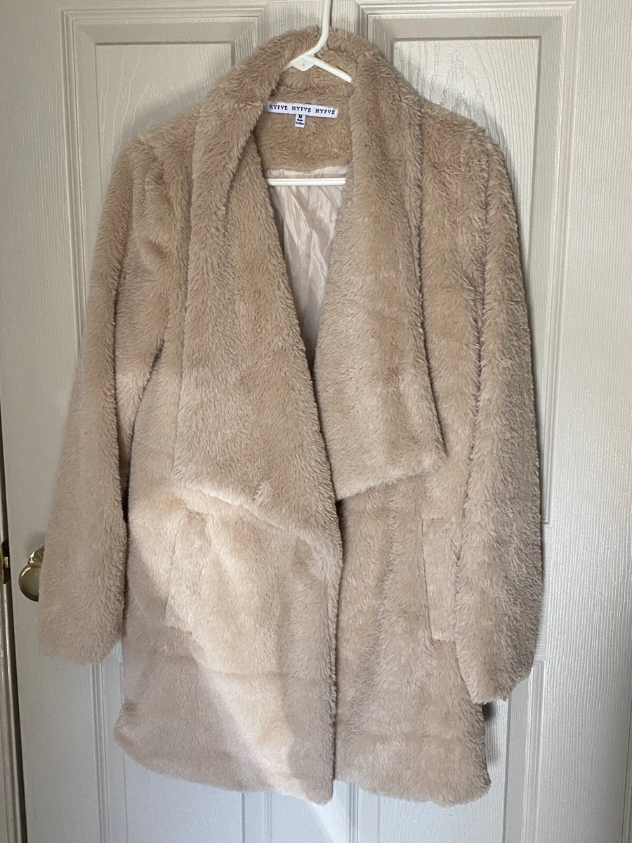 HYFVE Faux Fur Soft Fuzzy Cozy Almond Colored Jacket W pockets Size MEDIUM
