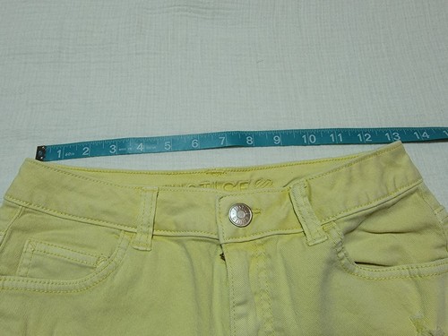 Justice Light Yellow Distressed Mini Mom Short Jean Shorts Size 18 - Picture 10 of 10