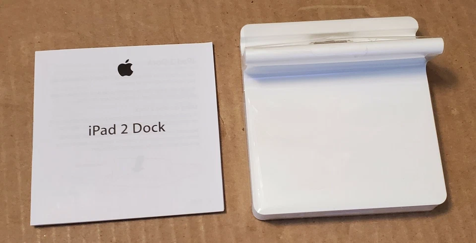 Apple MC940ZM/A iPad Dock for iPad 2/3   - Image 4 of 4