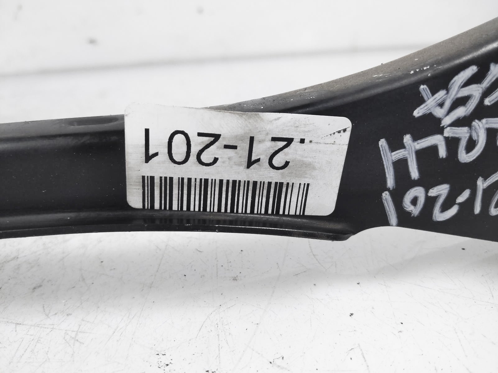 Porsche 958 Cayenne Suspension Arm Tie Rod Rear 18a for sale