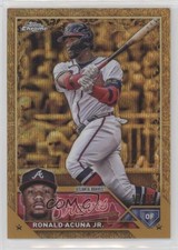 2023 Gilded Collection Gold Wave Refractor 18/75 Ronald Acuna Jr Acuña #57 04br